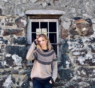 Cara Dillon- Artist Page Pic